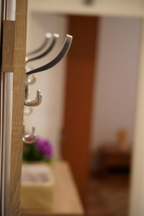 Apartment Lola สปลิท ภายนอก รูปภาพ