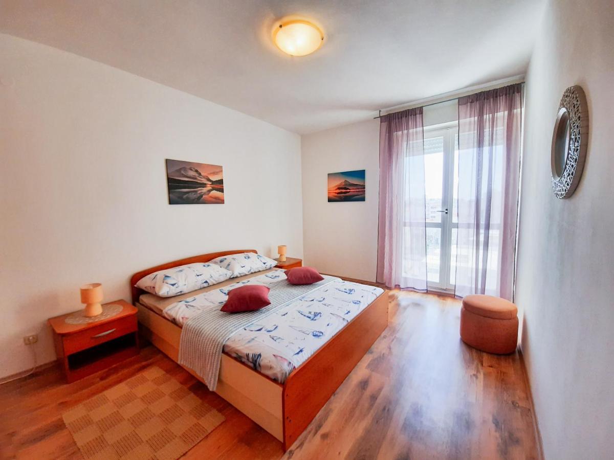 Apartment Lola สปลิท ภายนอก รูปภาพ