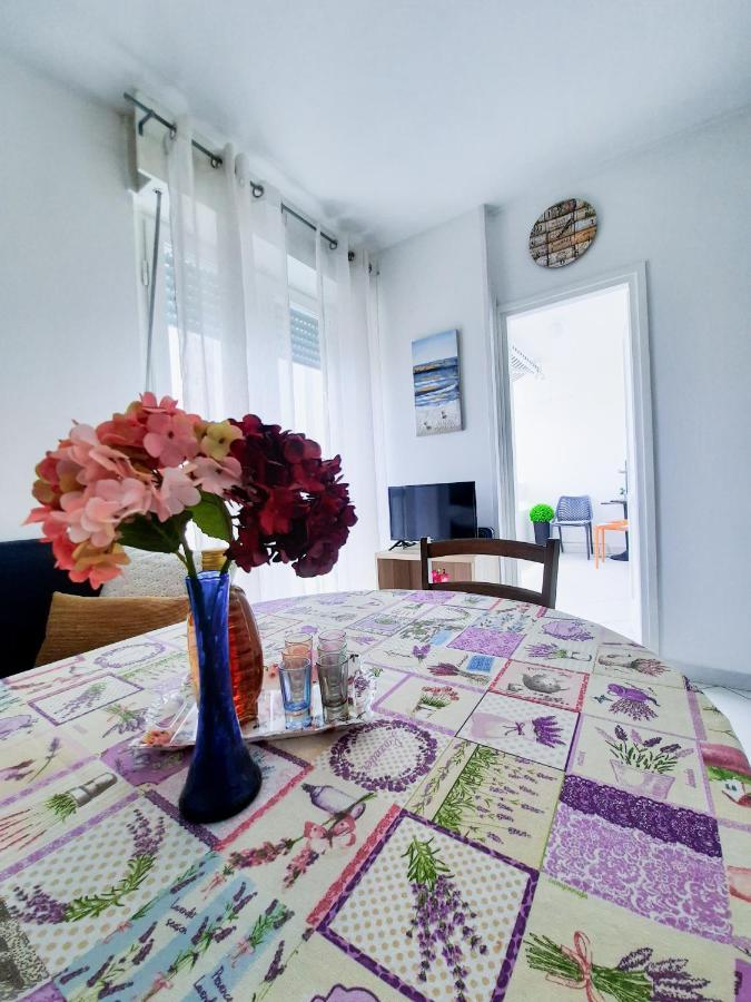 Apartment Lola สปลิท ภายนอก รูปภาพ